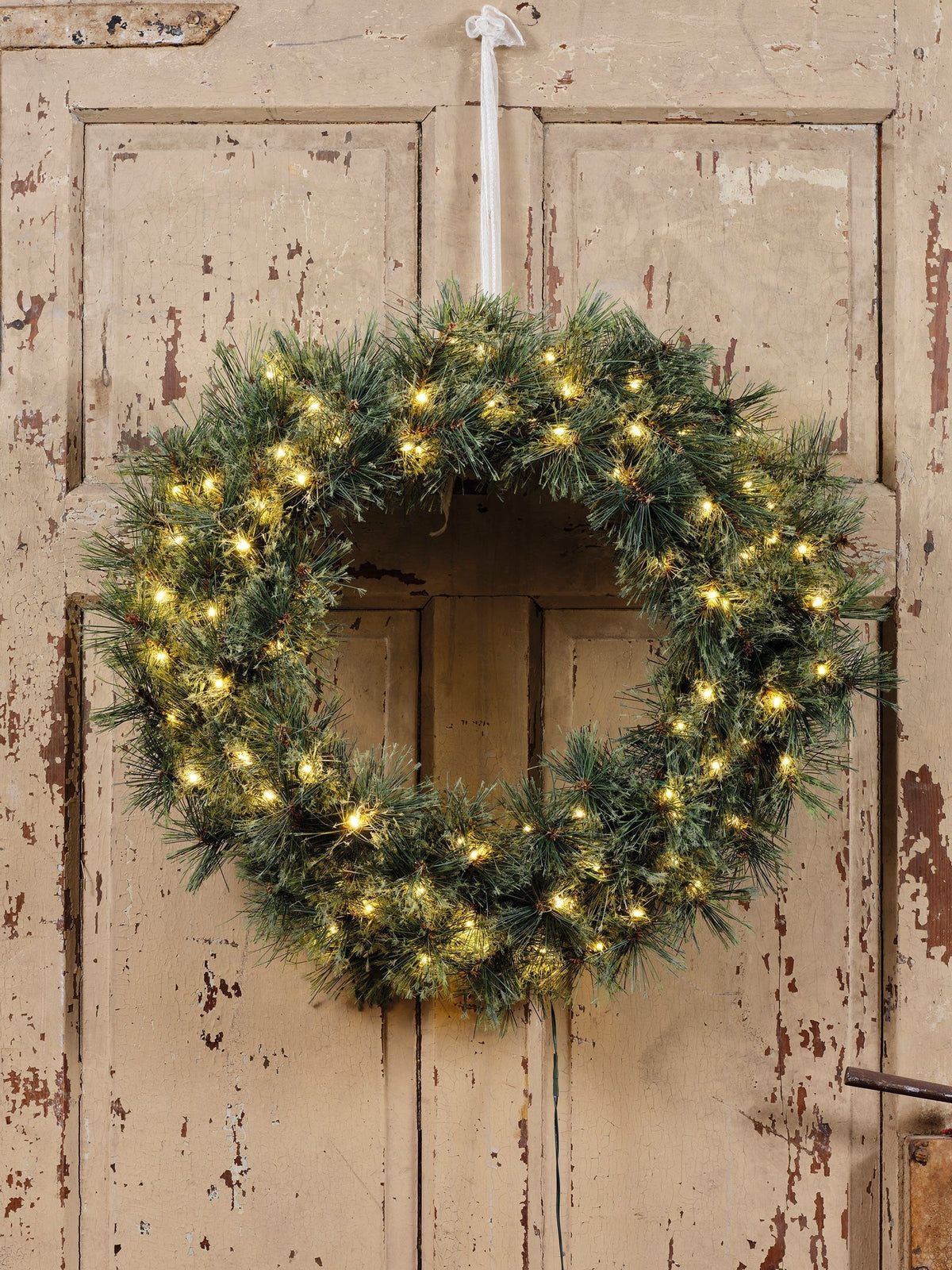 Everlands green cashmere pre lit wreath 63cm - British product