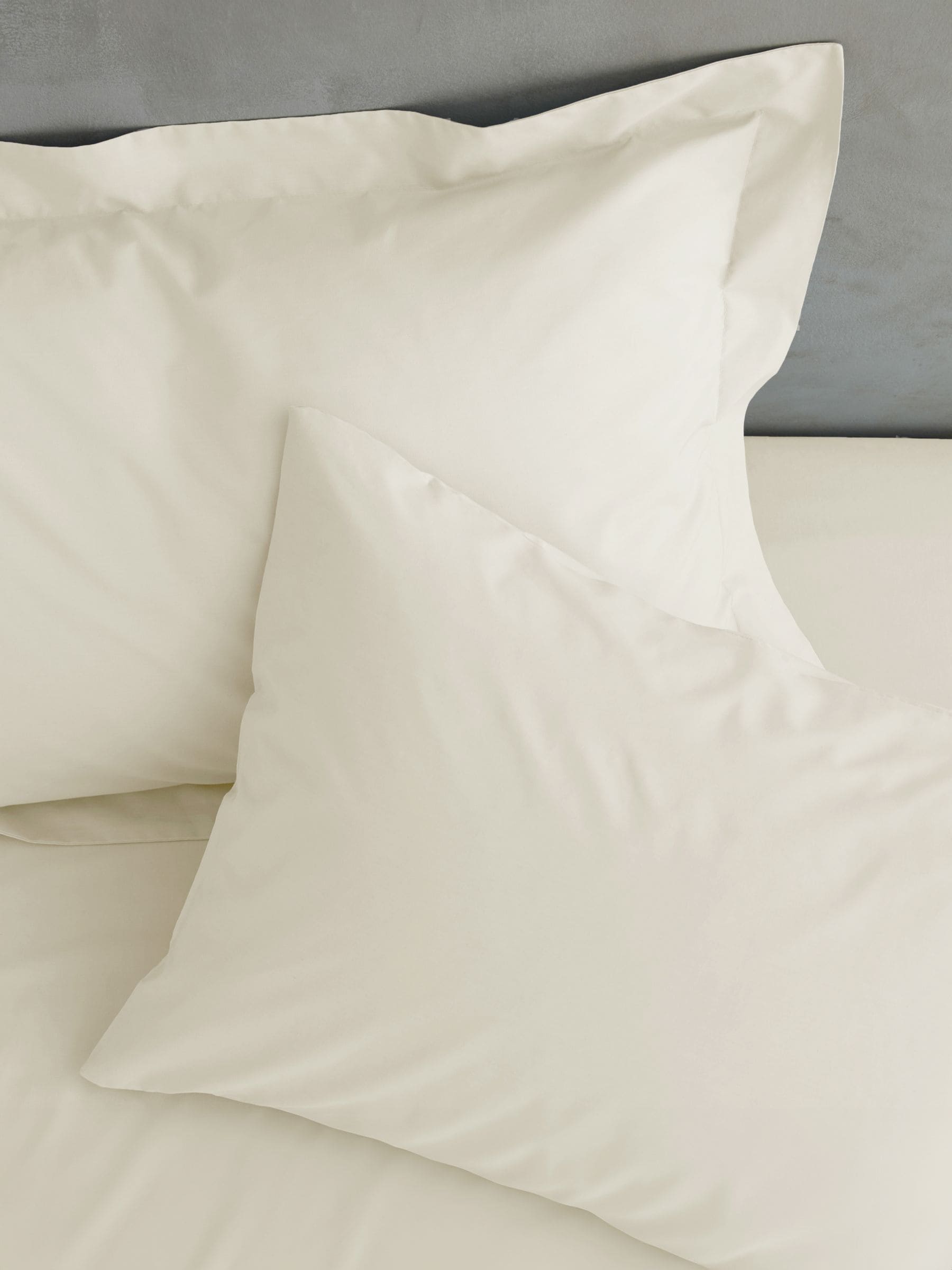 Catherine Lansfield Ochre Easy Iron Percale Pillowcases (Set of 2)