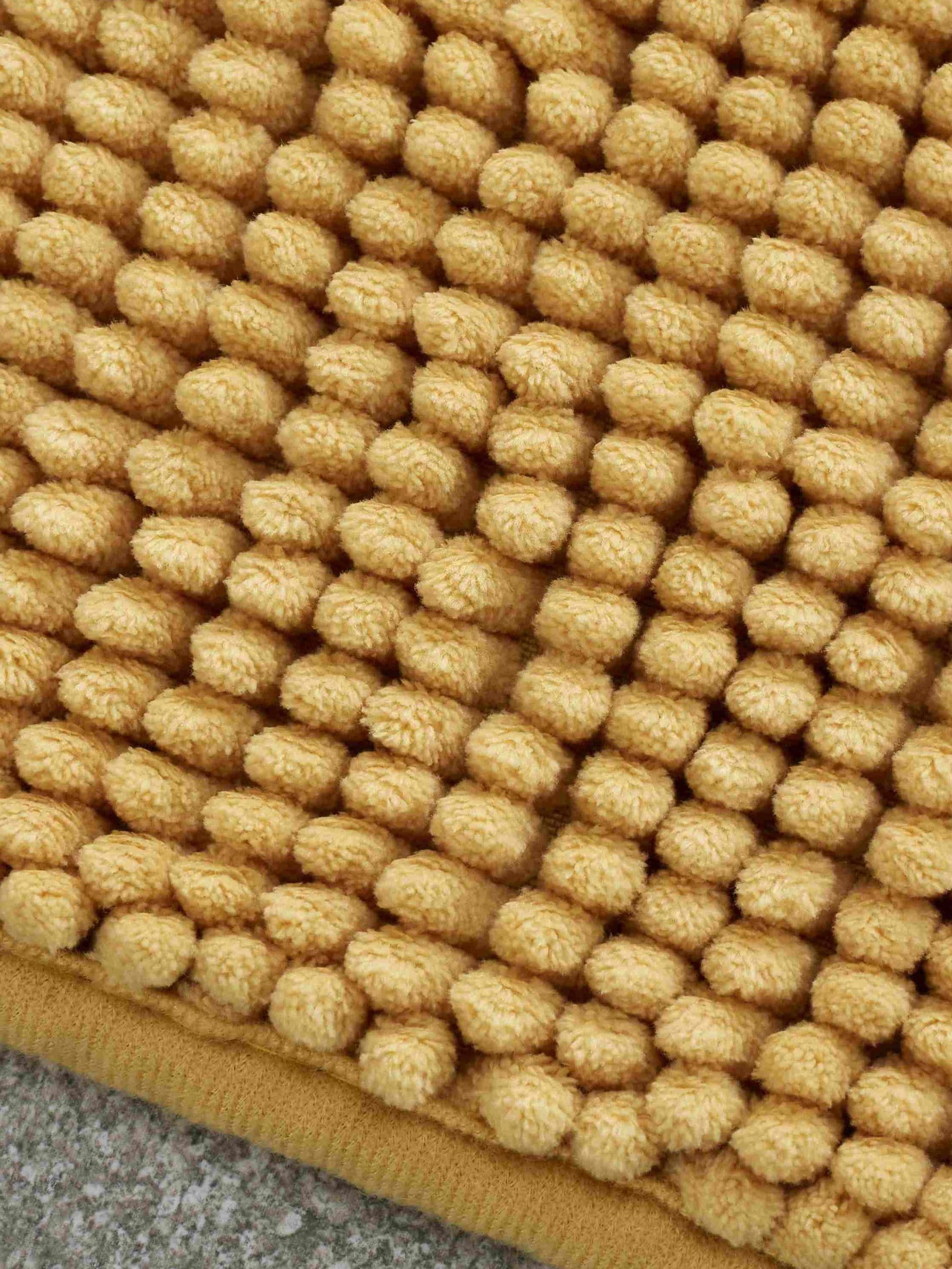 Catherine Lansfield bobble bath mat 50x80 cm ochre (British brand)