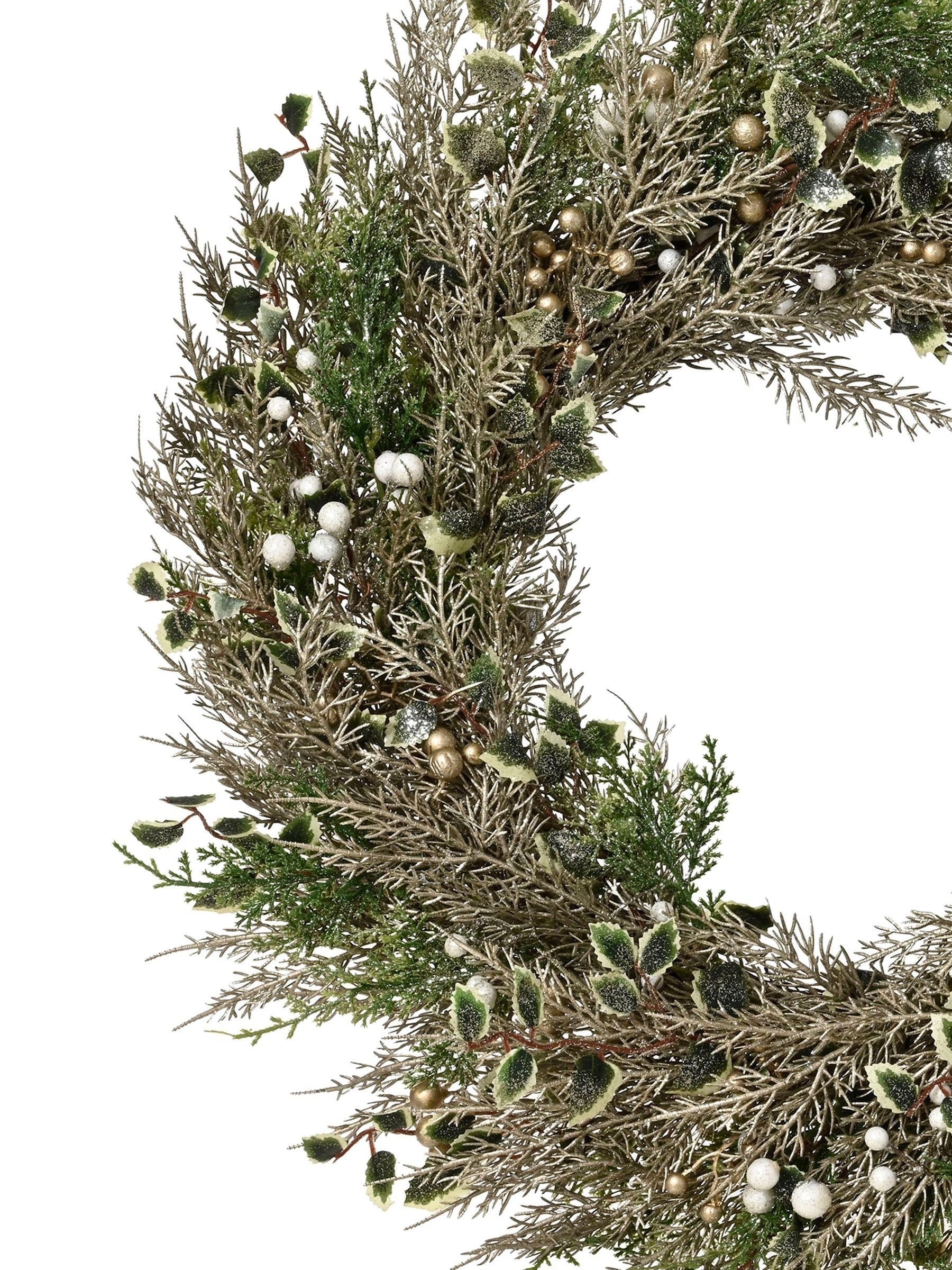 Everlands Christmas wreath berries and foliage champagne tones 60cm - British product