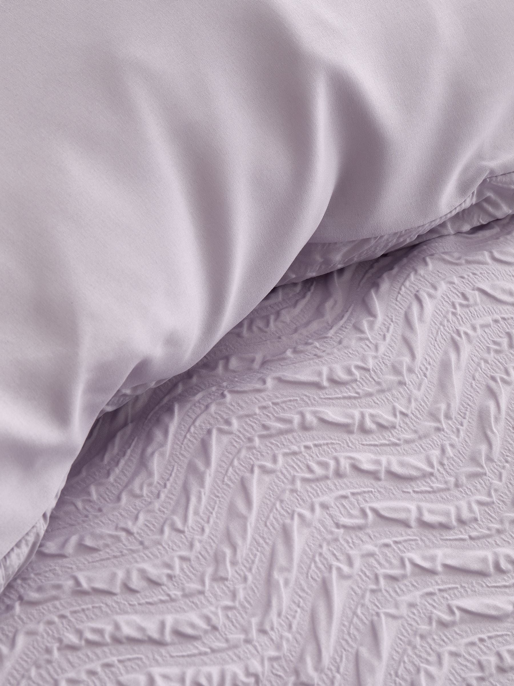 Catherine Lansfield Lilac Heatset Wave Duvet Cover Set