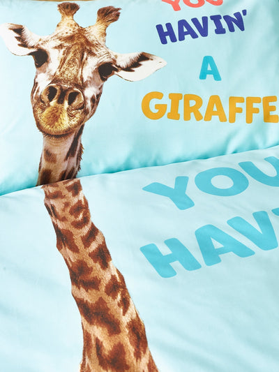 Next Catherine Lansfield Aqua Havin A Giraffe Vendbart dynetrekksett- Kjøp online hos McGrocer