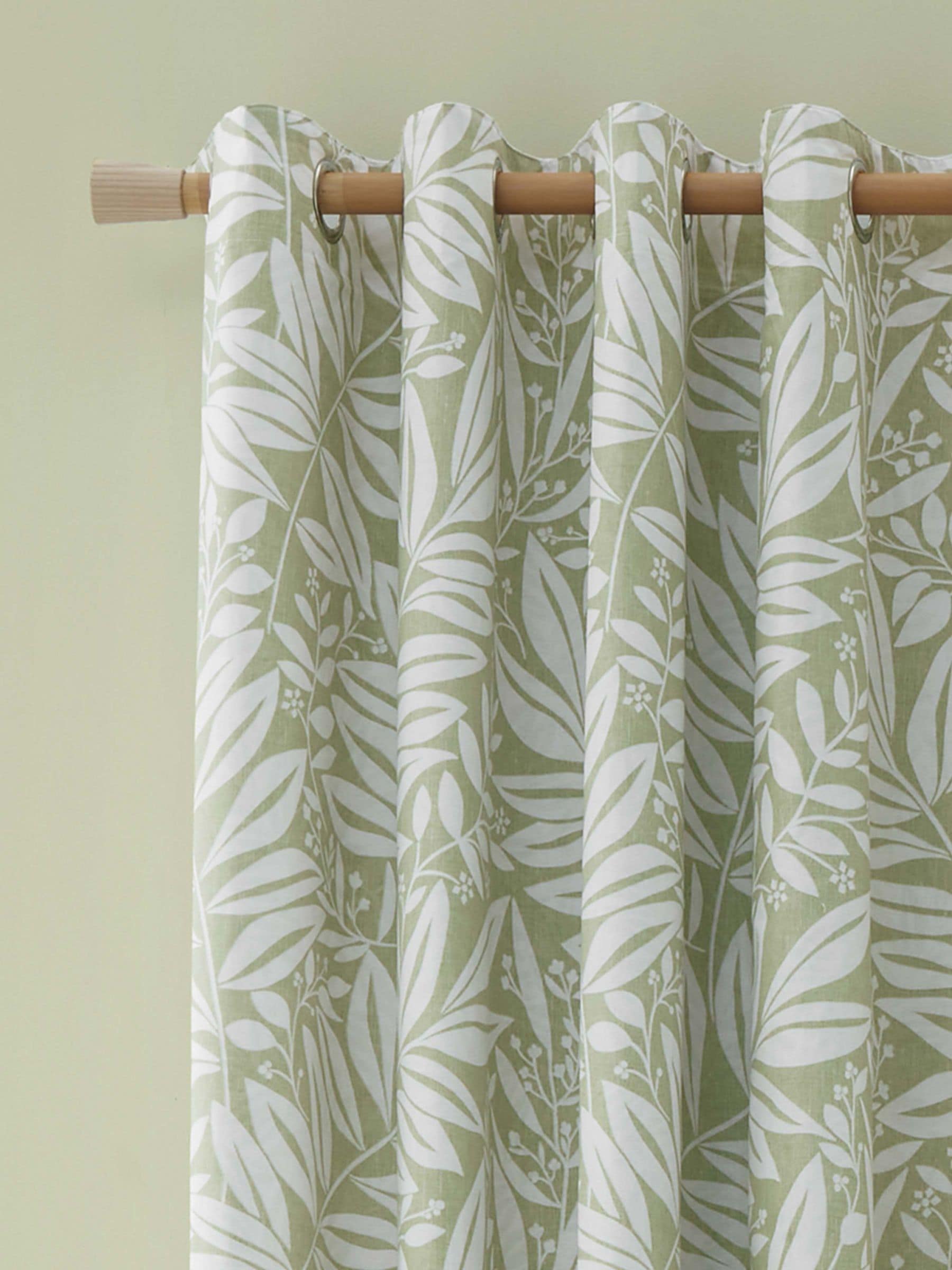 Catherine Lansfield Tilly Floral Print curtains 168x229cm (British brand)