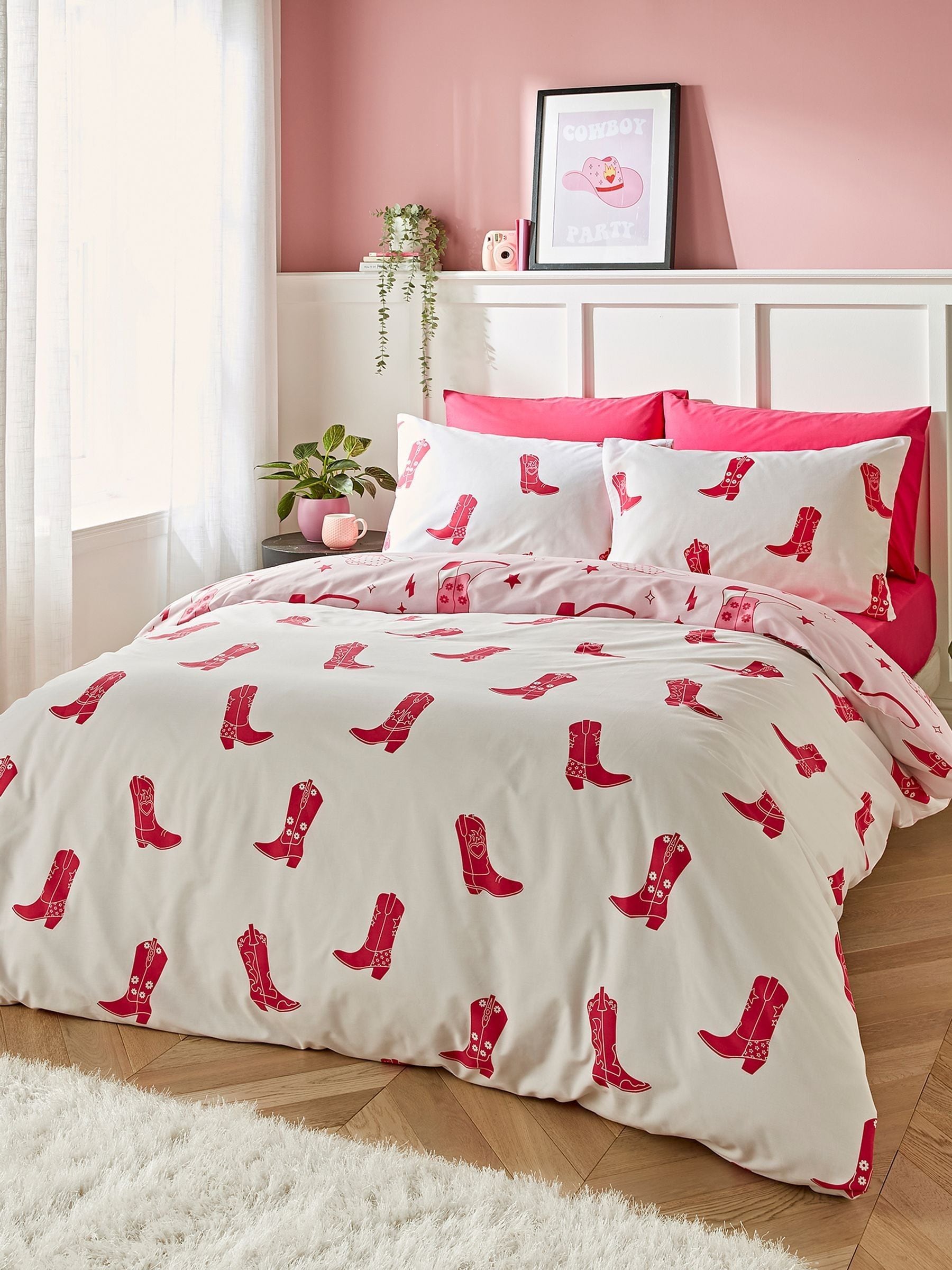 Sassy B Pink Cowgirl Boots Reversible Duvet Cover Set