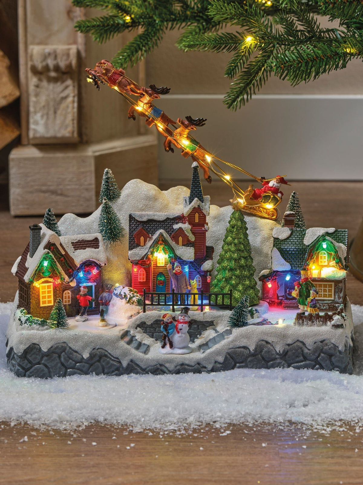 Lumineo LED Christmas scene with train and Santa, 34cm - British product