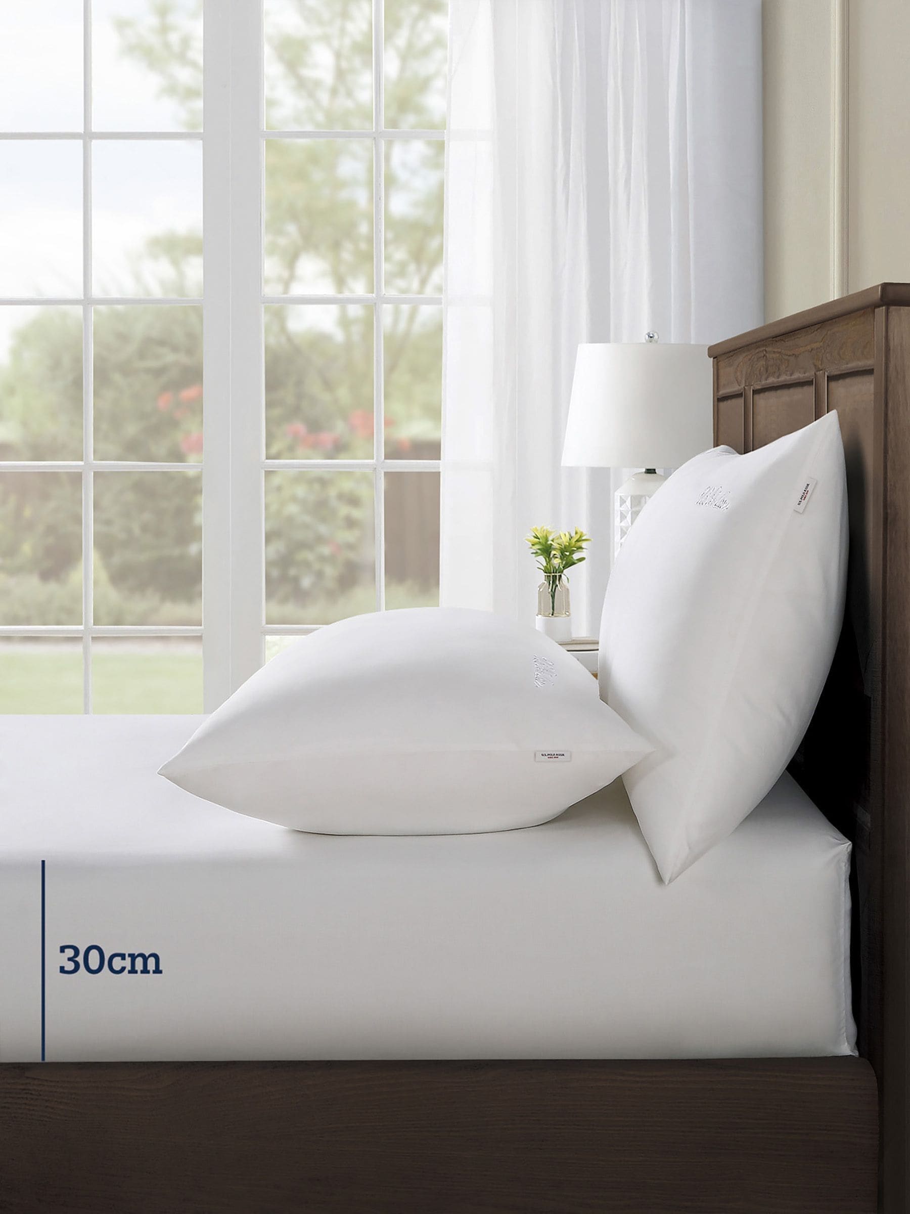U.S. Polo Assn. bright white cotton sheet and pillowcase set (British brand)