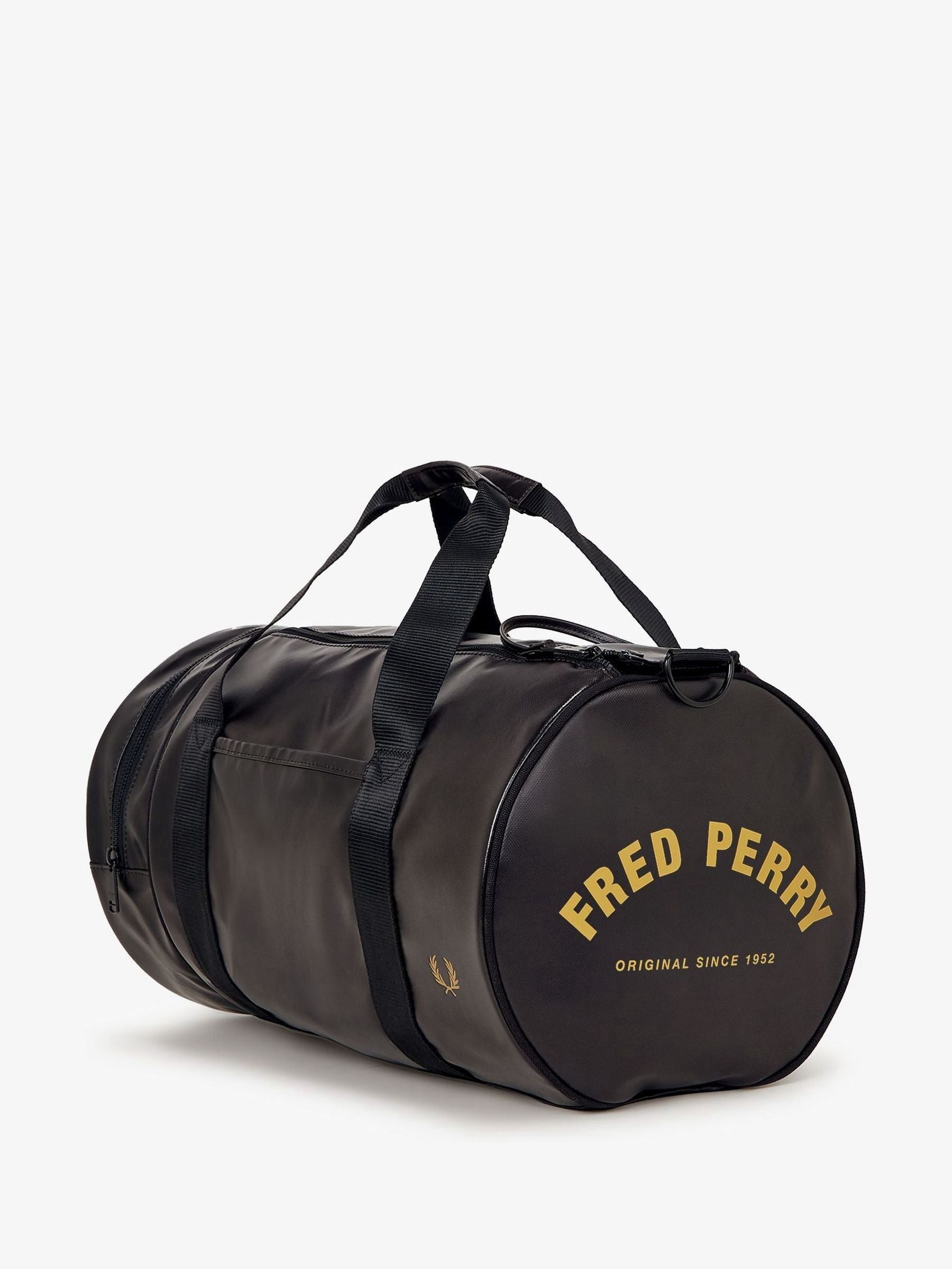 Fred Perry barrel bag tonal classic black, imported from the UK