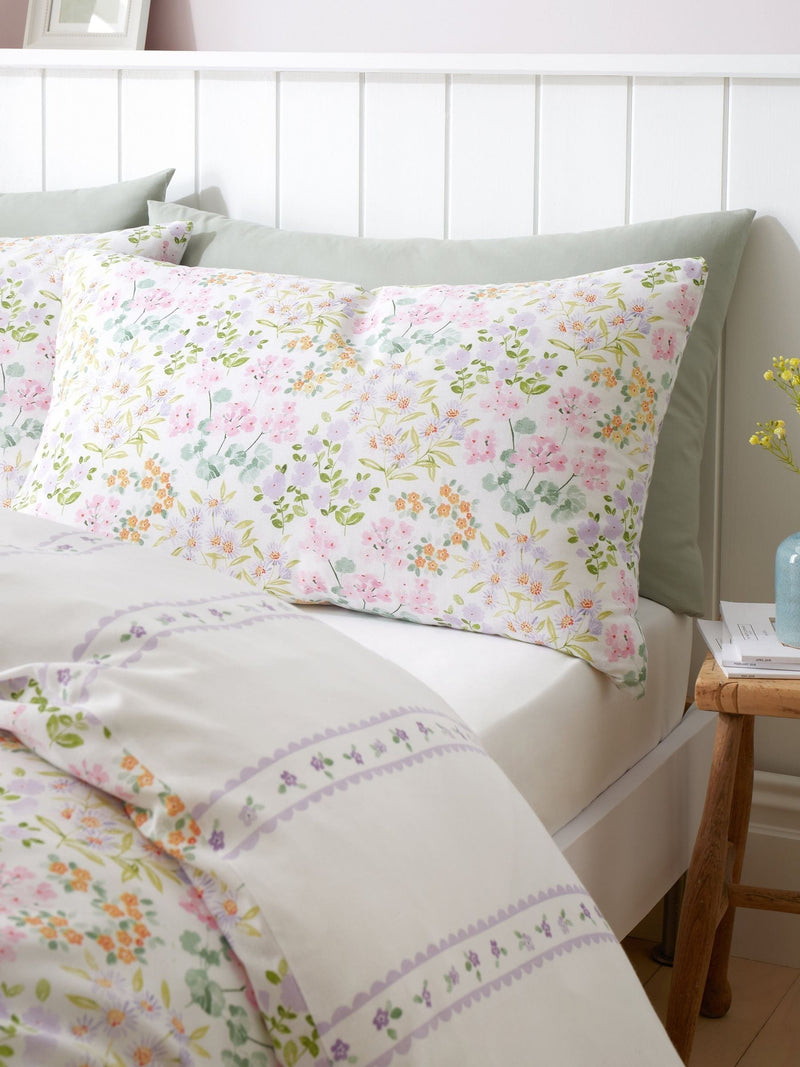 Dreams & Drapes Lilac Edith duvet cover set - British product