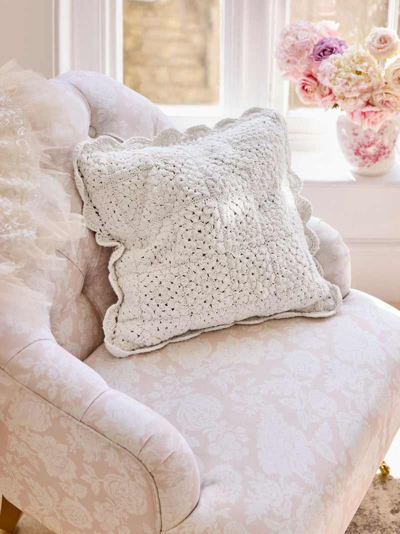 Shabby Chic natural crochet scallop edge cushion 43x43cm, UK version