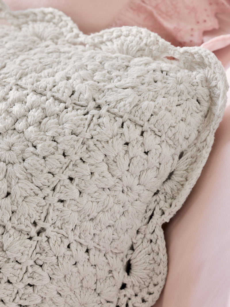 Shabby Chic natural crochet scallop edge cushion 43x43cm, UK version