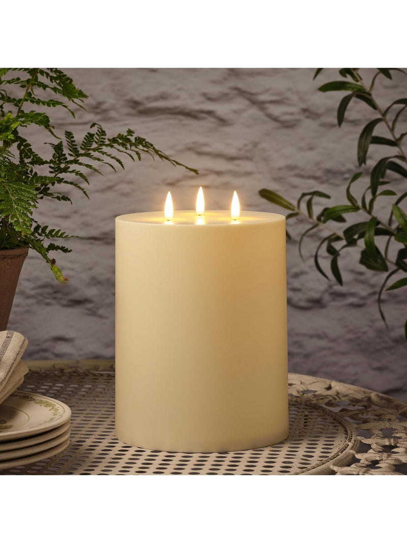 Lights4fun Natural 3 Wick Solar TruGlow Candle 20cm, UK version