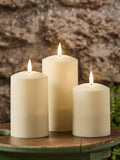 Lights4fun Natural TruGlow Solar Pillar LED Candle Trio, UK version