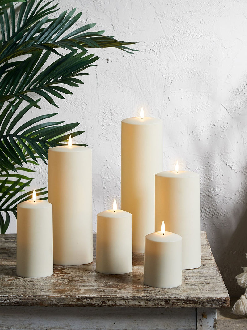 Lights4fun natural waterproof outdoor candles, UK version