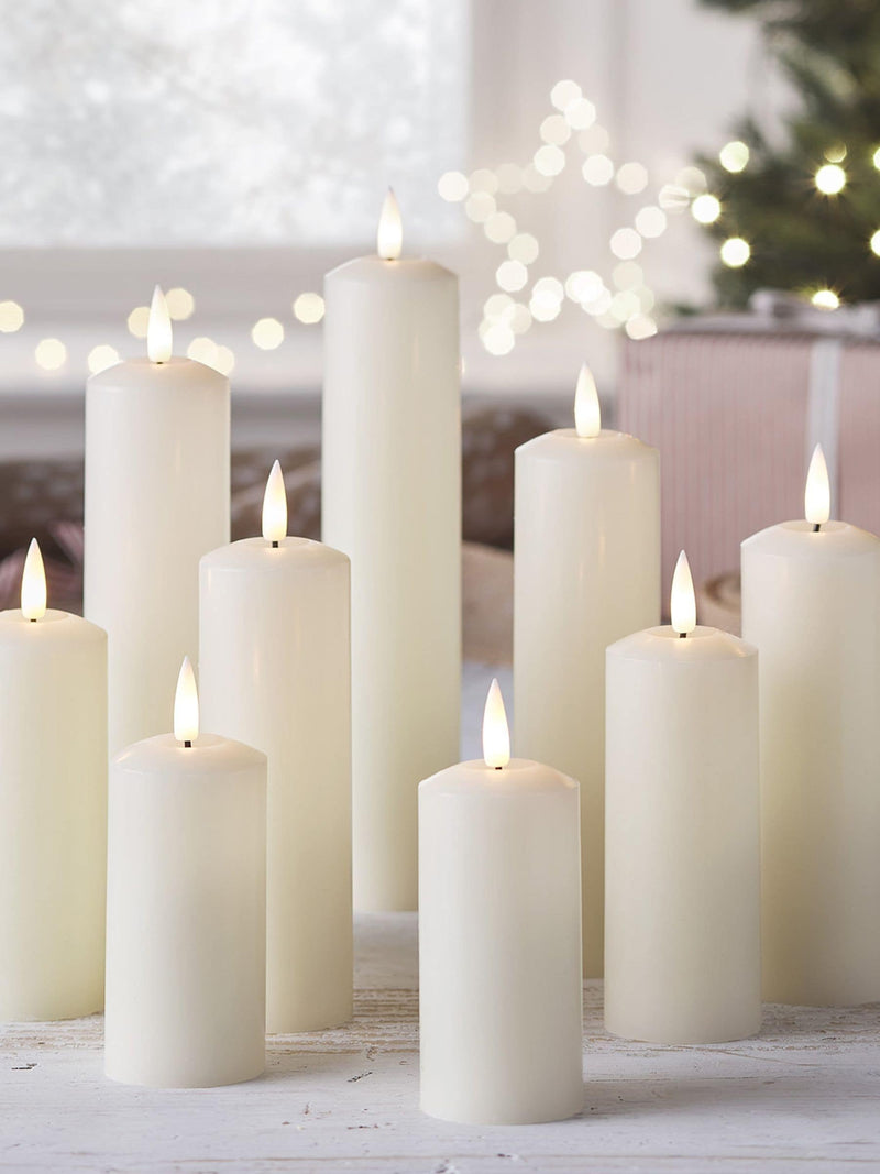 Lights4fun Natural TruGlow LED slim candles, 9 pieces, 22.5cm height, UK version
