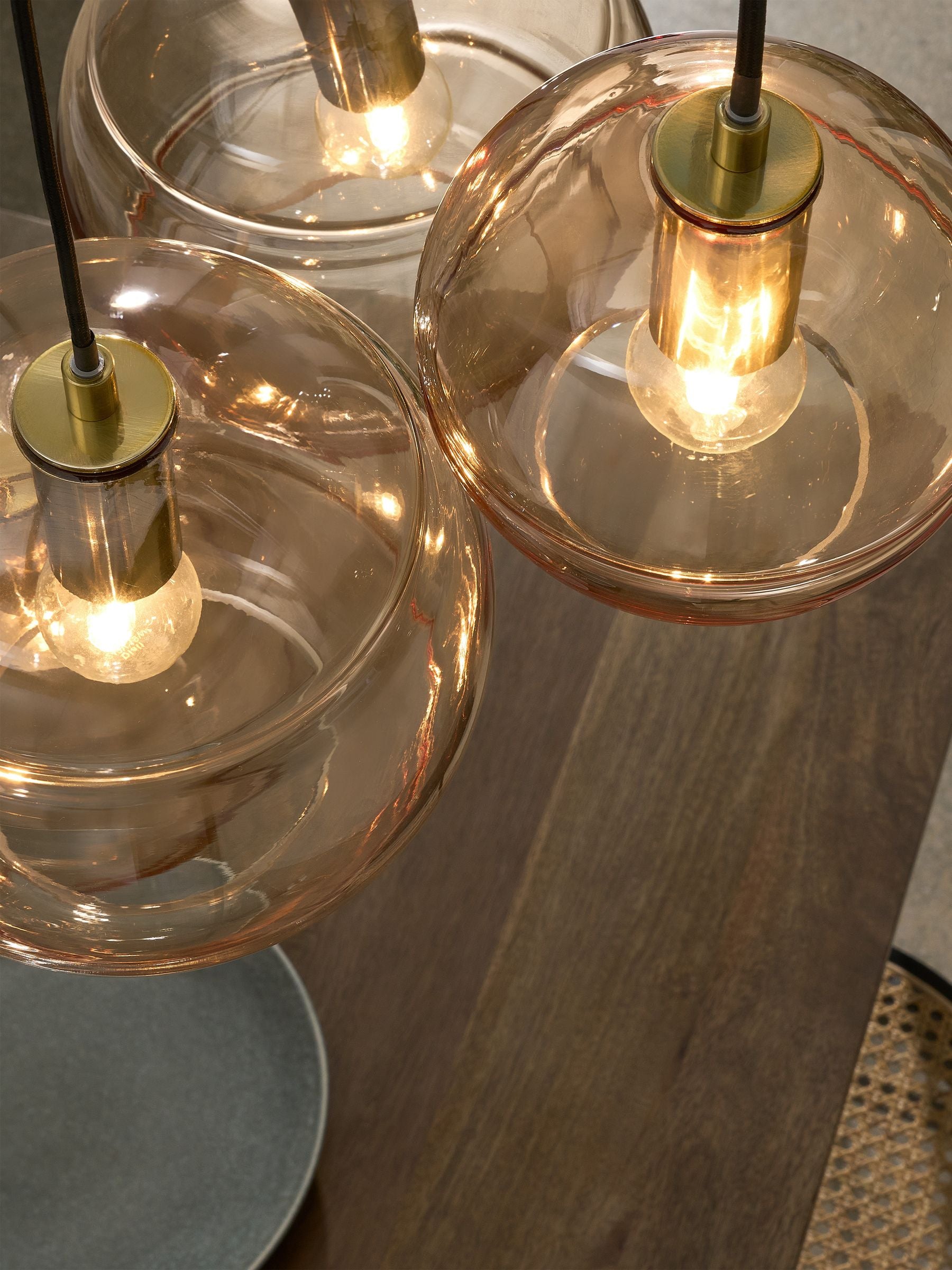 MADE.COM Mika 5 cluster light black champagne, UK version