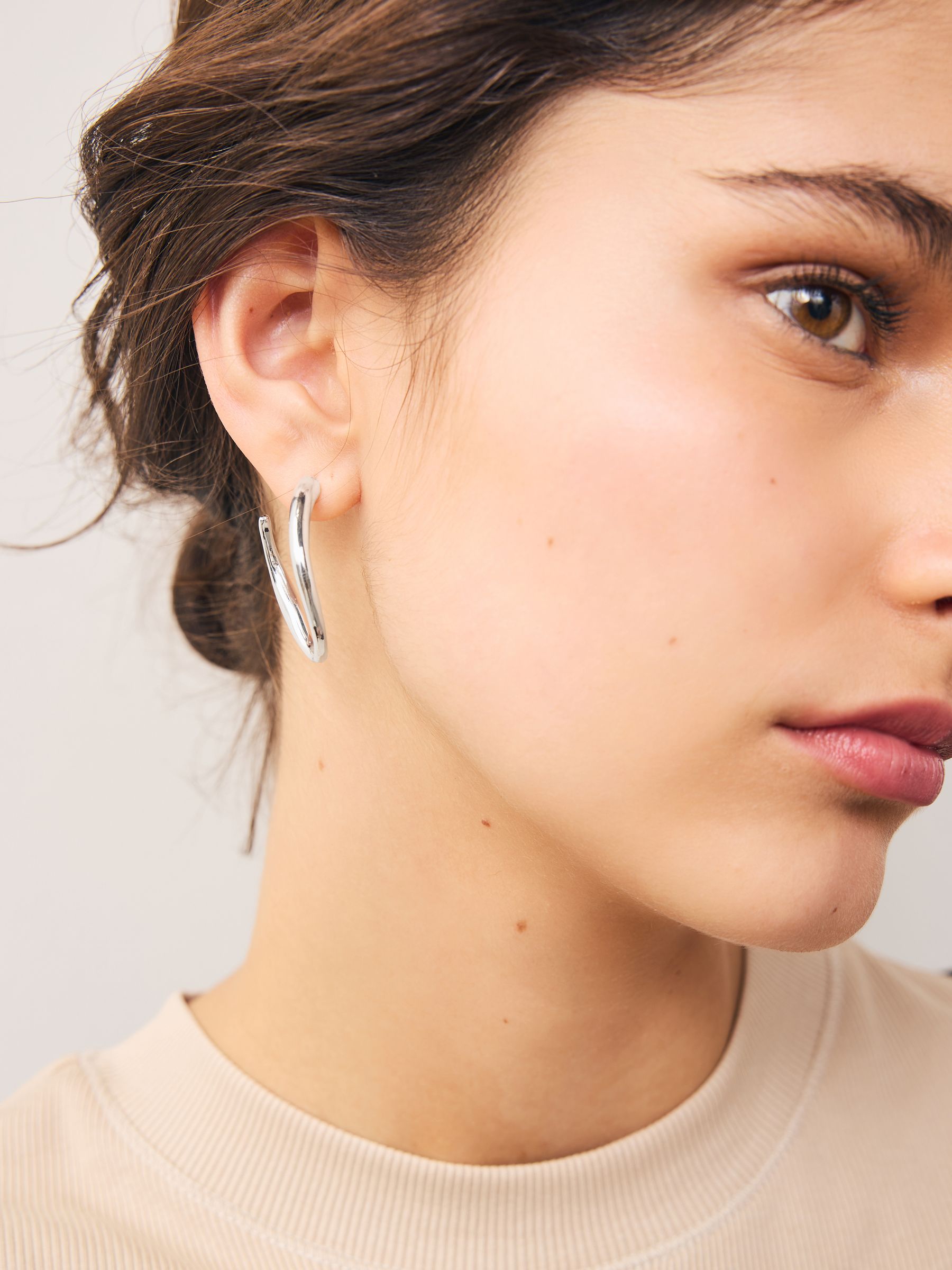 Silver tone hoop earrings recycled zinc brass titanium - British product
