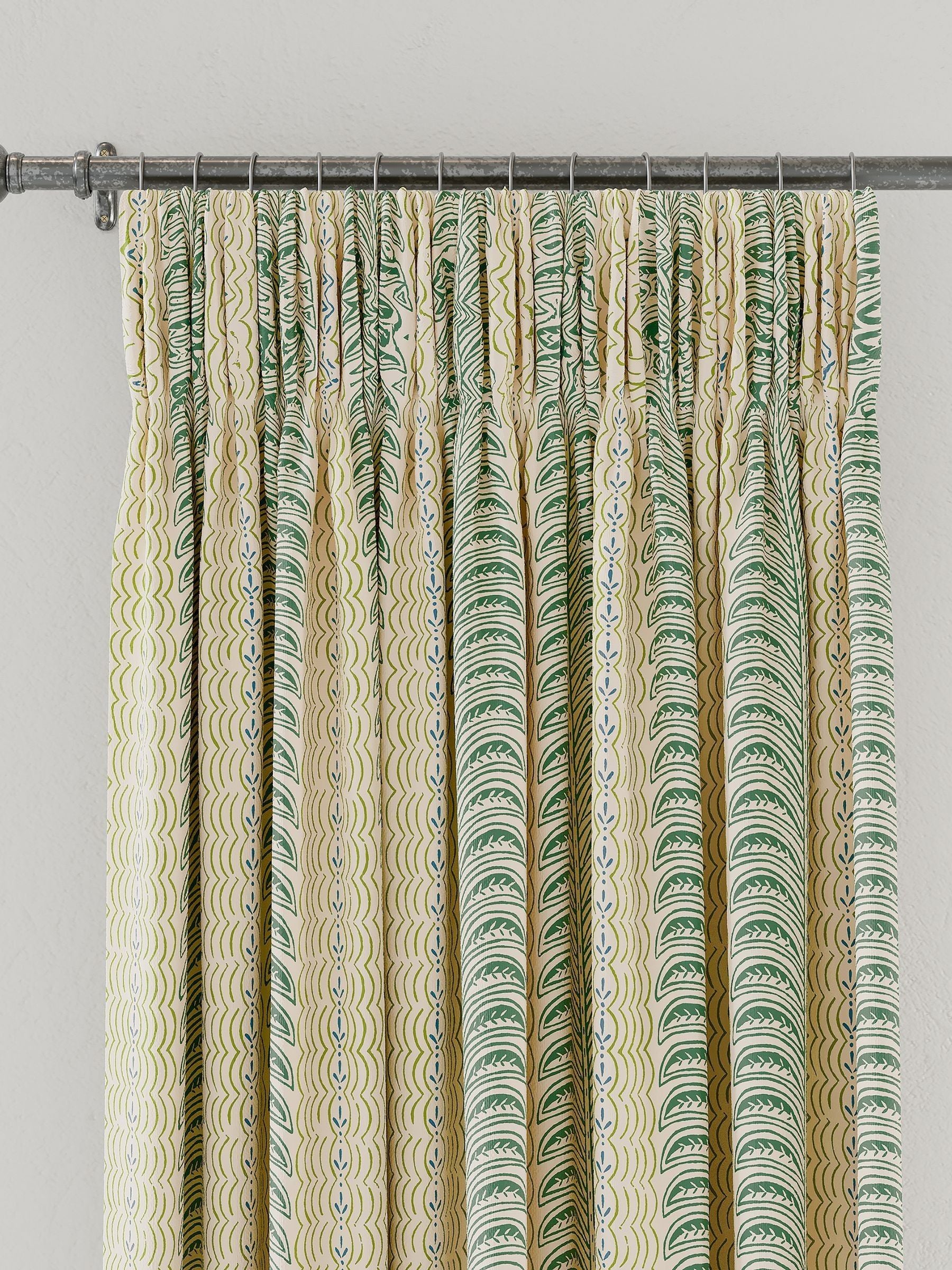 Land & Shore green striped curtains 229x183cm imported from the UK
