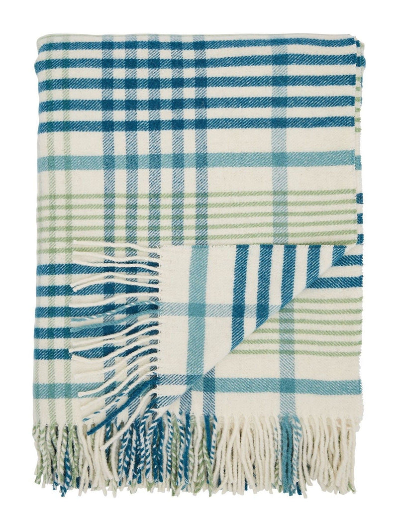 Land & Shore green picnic throw - British product