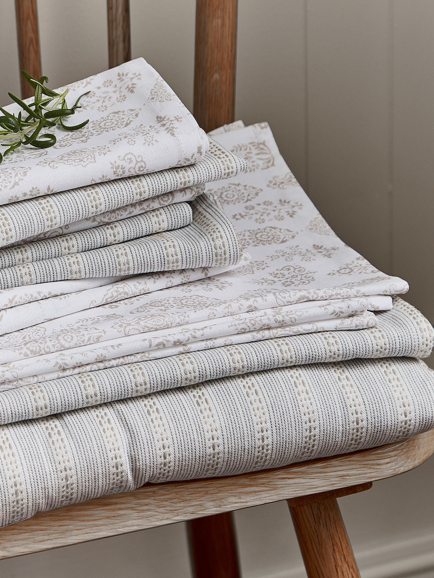 Murmur Natural Aria placemats pair, imported from the UK