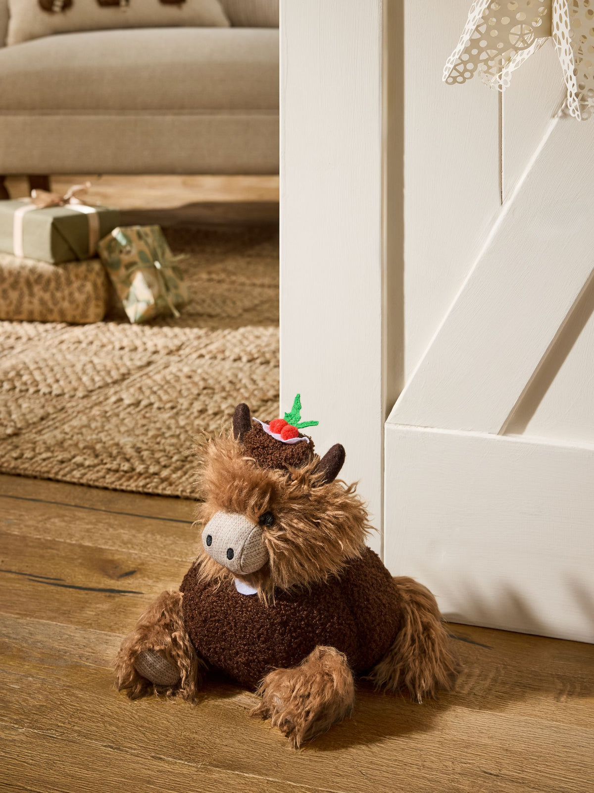 Hamish Highland Cow Christmas Pudding Doorstop, dimensions 25x24x20cm - British product