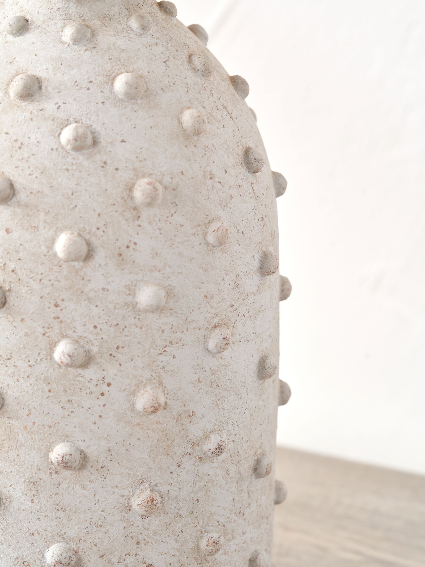 Pacific Lifestyle light grey textured dot stoneware vase 31cm - British product
