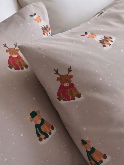 Als Nächstes Natural Hamish Christmas Fitted Sheet and Pillowcase Bedding Set Single – Jetzt bei McGrocer online kaufen
