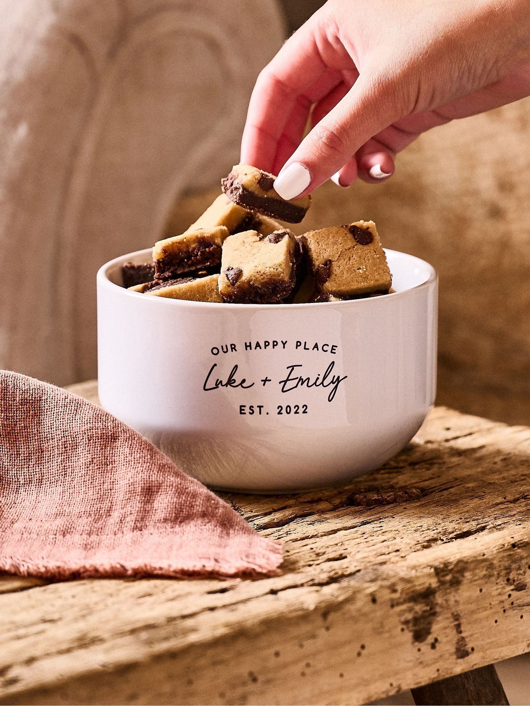No Ordinary Gift personalised snack bowls 13x8 cm, UK version