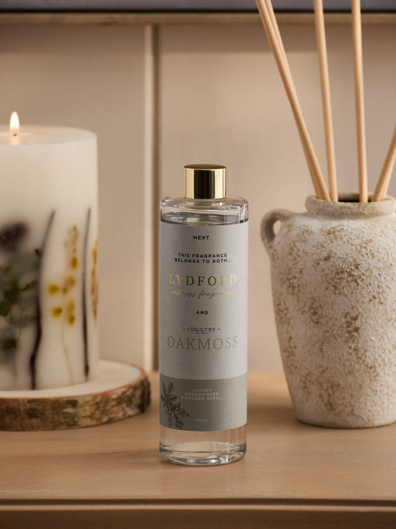 Country Luxe Lydford Oakmoss Pink Pepper and Sandalwood diffuser refill 400ml (British brand)