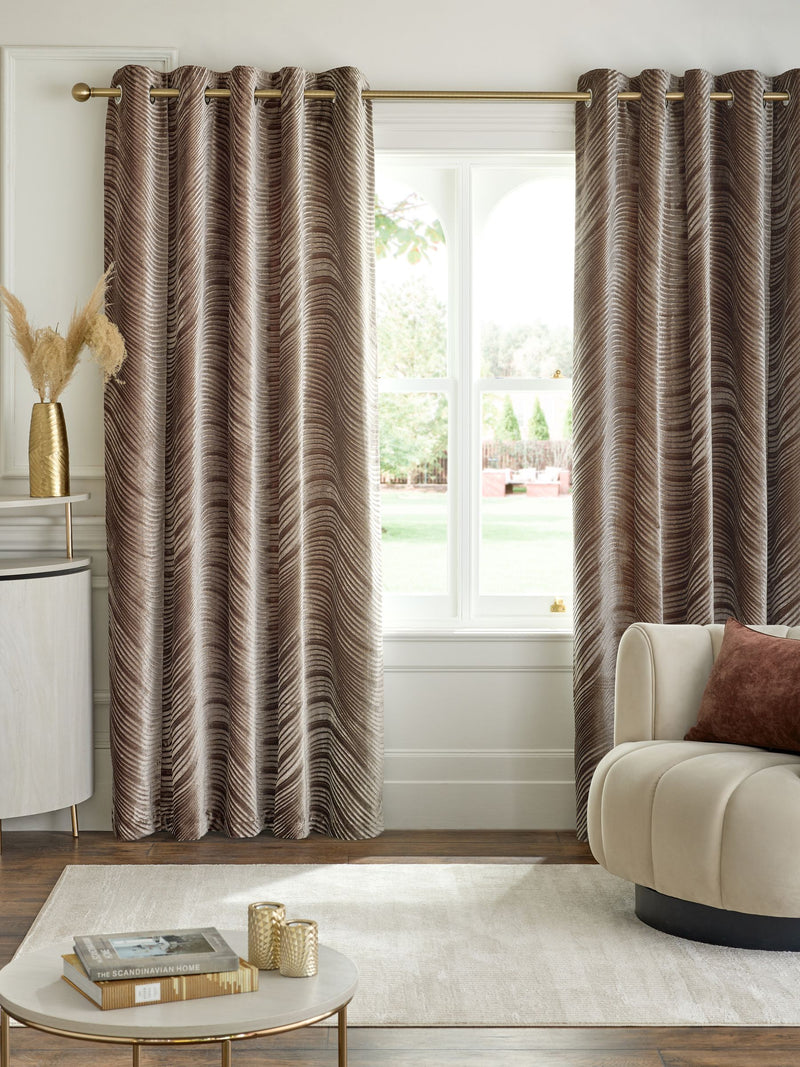 Collection Luxe mocha brown velvet curtains eyelet lined (British brand)