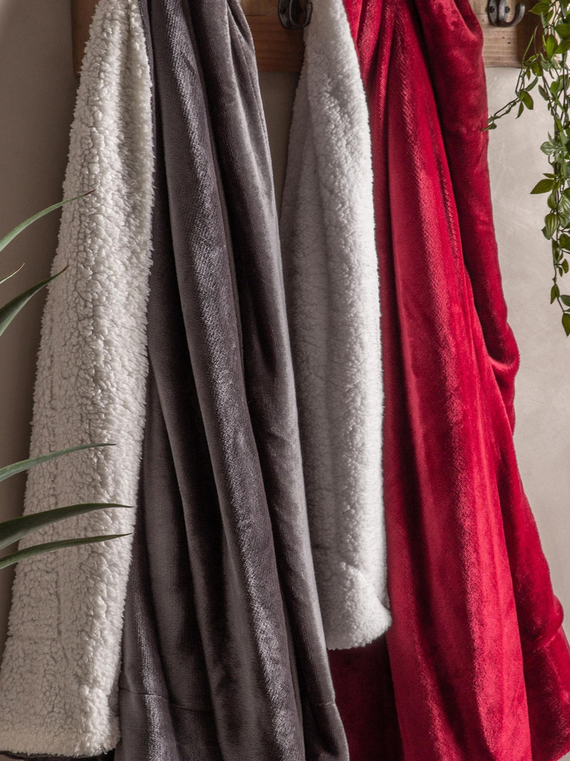 Gallery Home grey sterling sherpa throw 200x140cm - British product