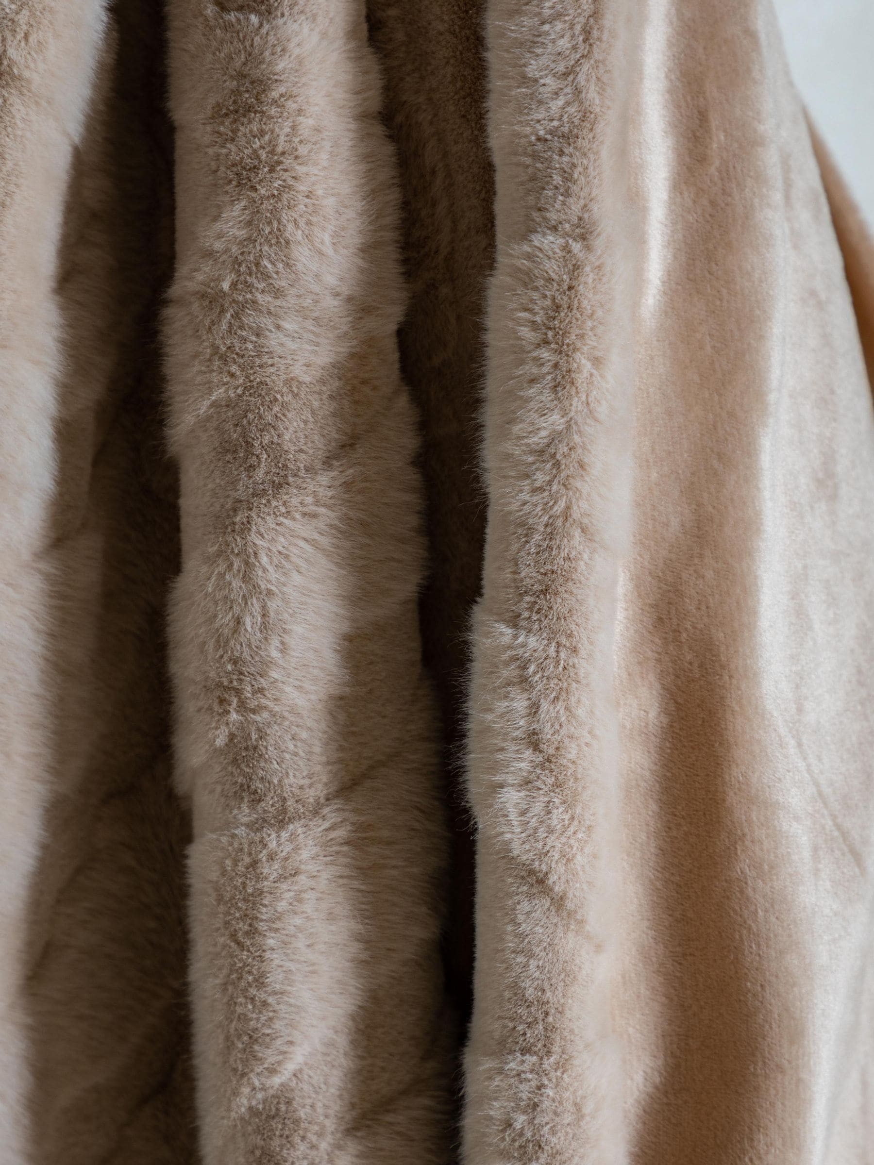 Gallery Home brown chevron faux fur throw 200x130cm, UK version