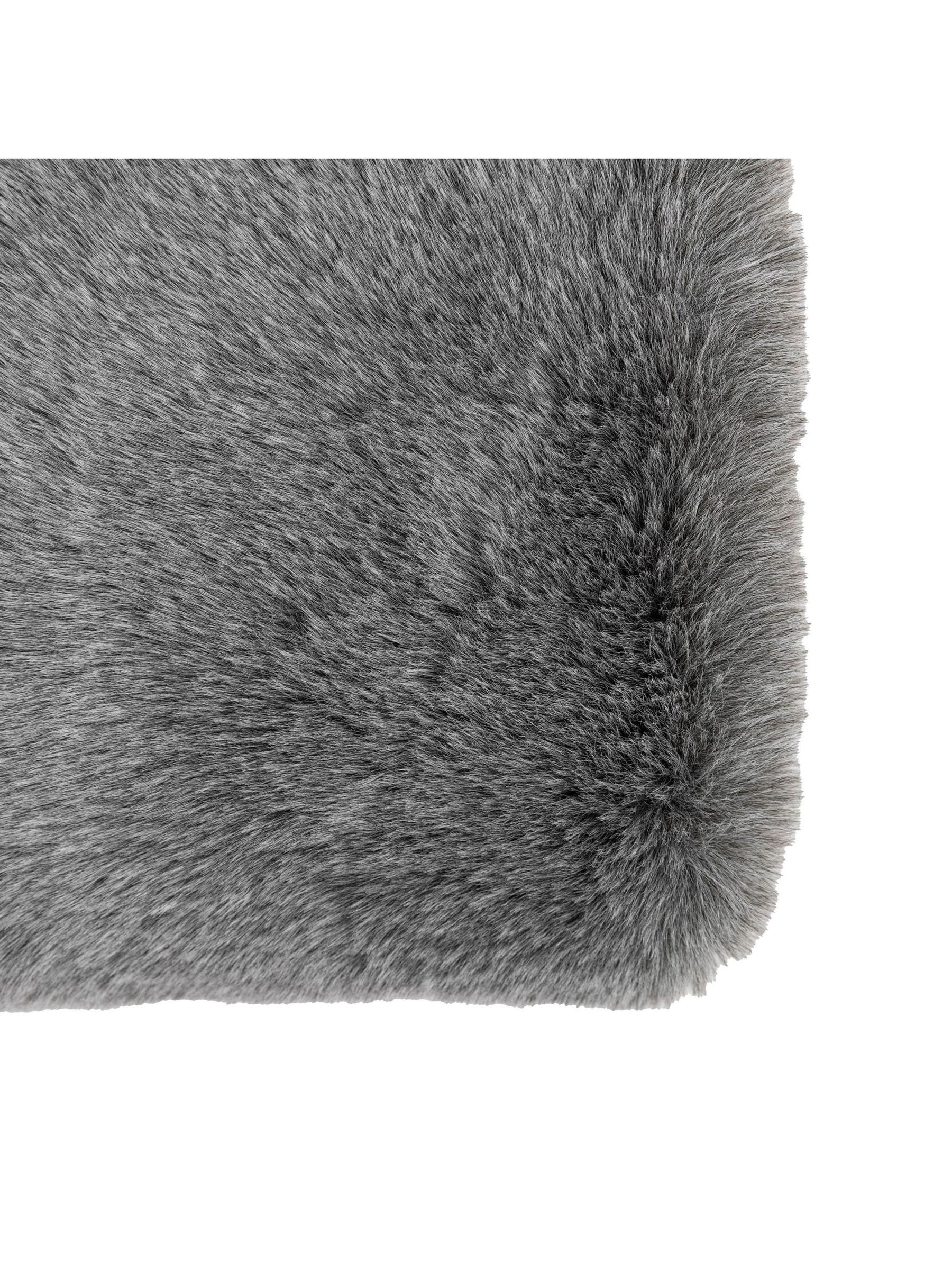 Gallery Home grey roscose faux fur throw 200cm x 130cm (British brand)