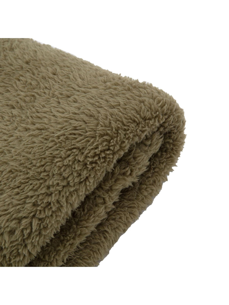 Gallery Home Green Teddy Fleece Throw - British product