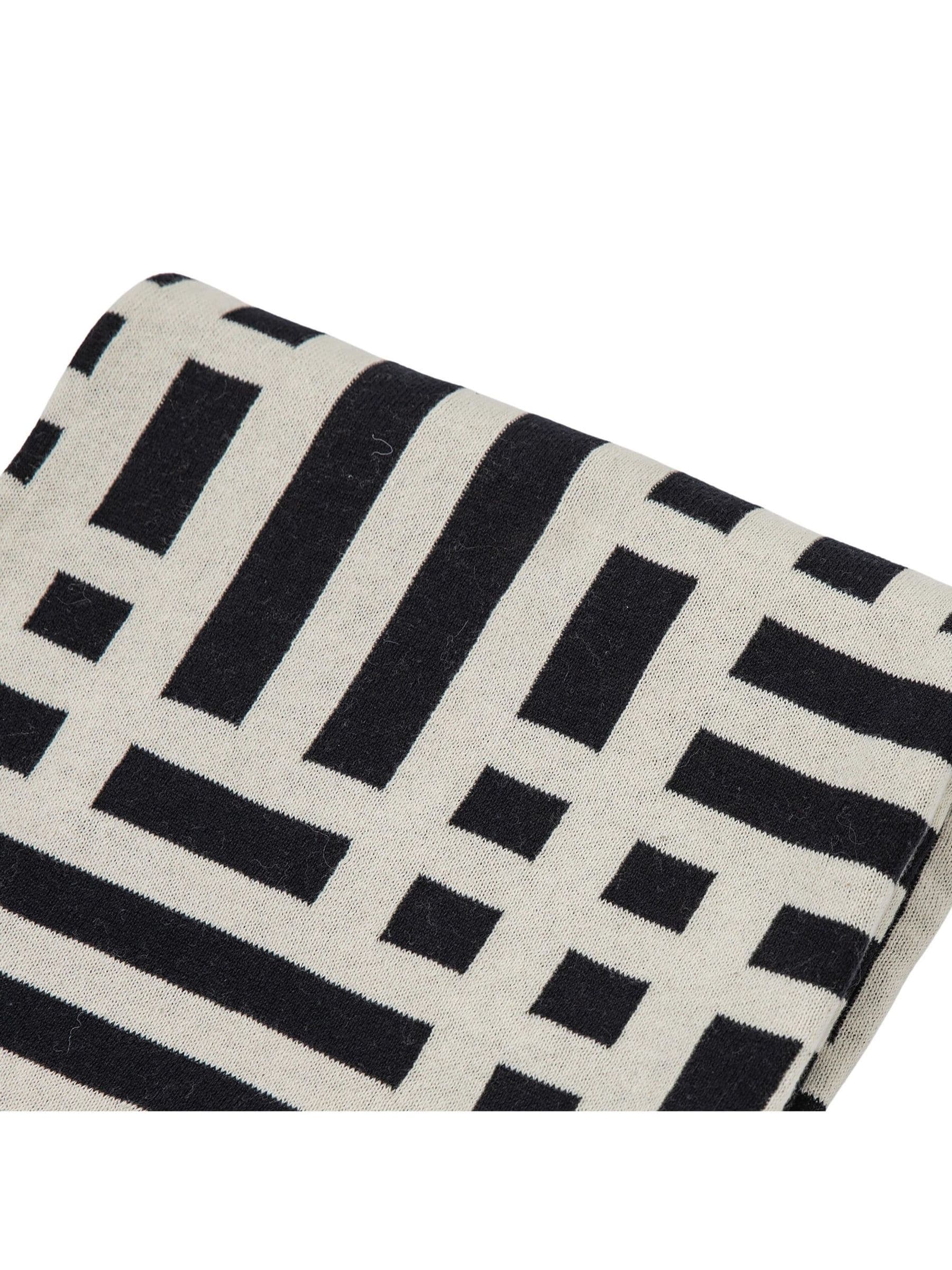 Gallery Home black knitted tassel throw, 200cm by 130cm (British brand)