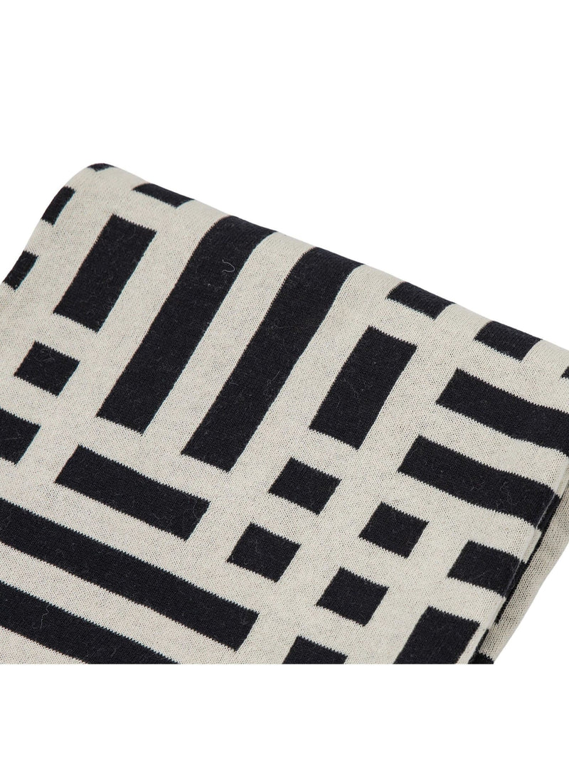 Gallery Home black knitted tassel throw, 200cm by 130cm (British brand)