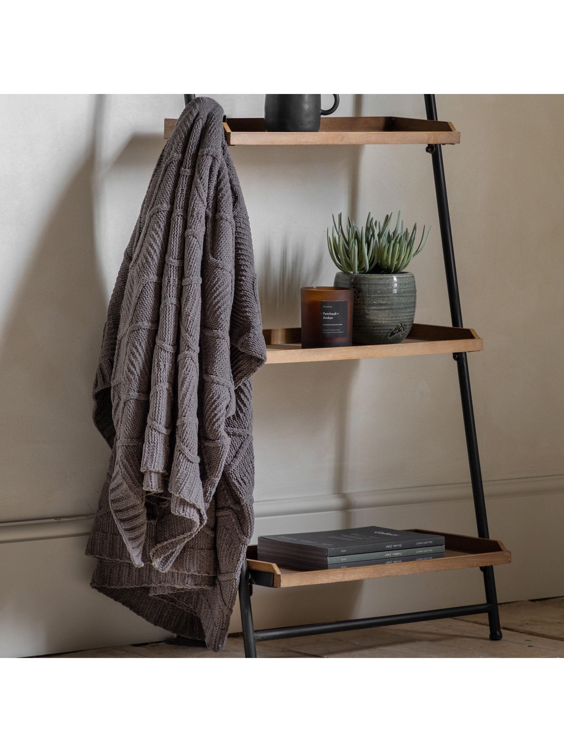 Gallery Home grey chenille cable throw 200x130cm, UK version