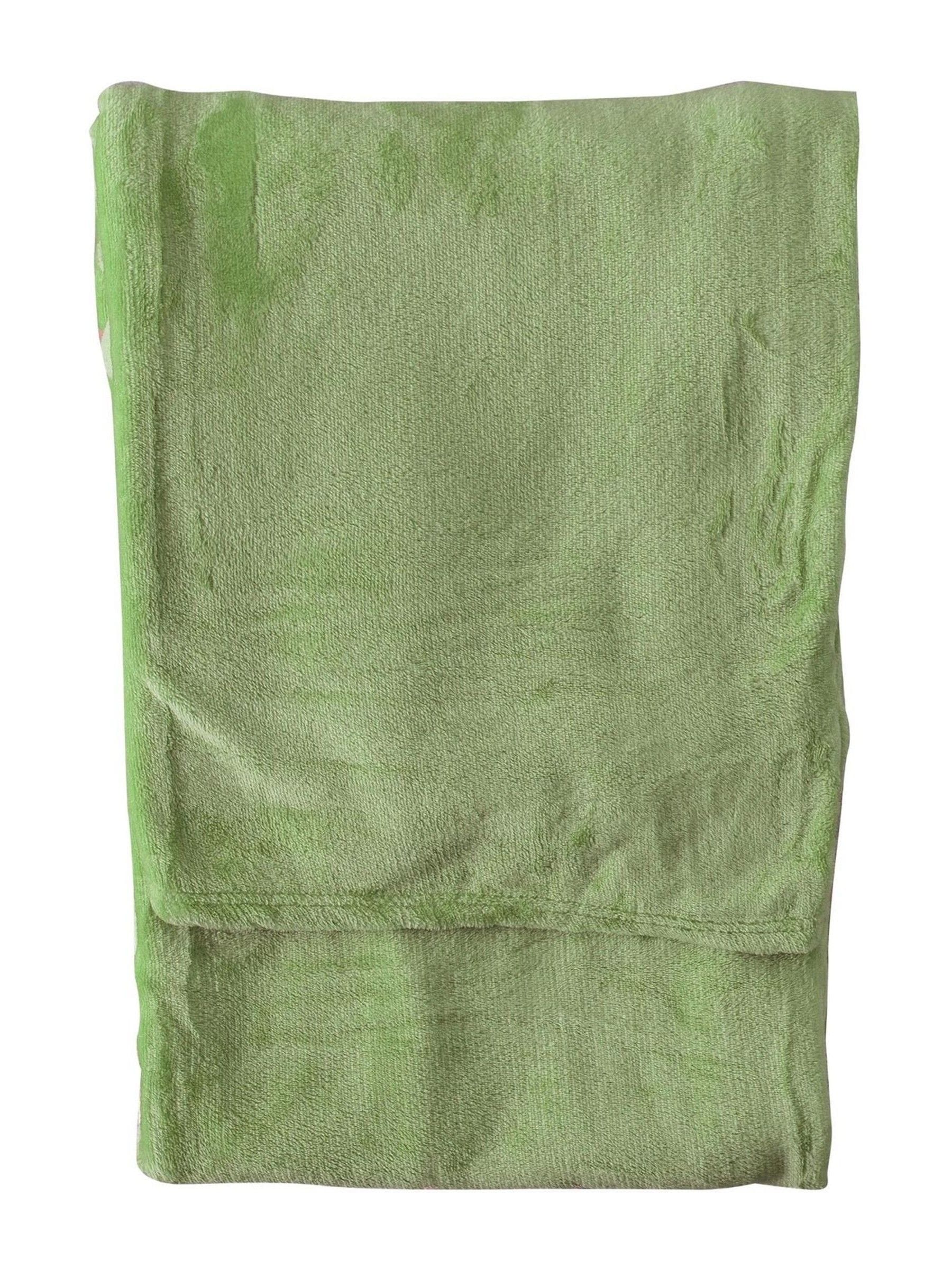 Gallery Home green rolled flannel fleece throw (British brand)