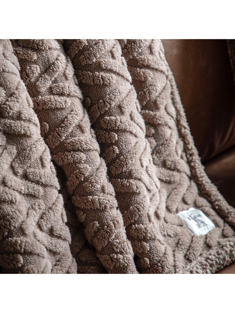 Gallery Home Sherpa throw black herringbone 140x200cm, UK version