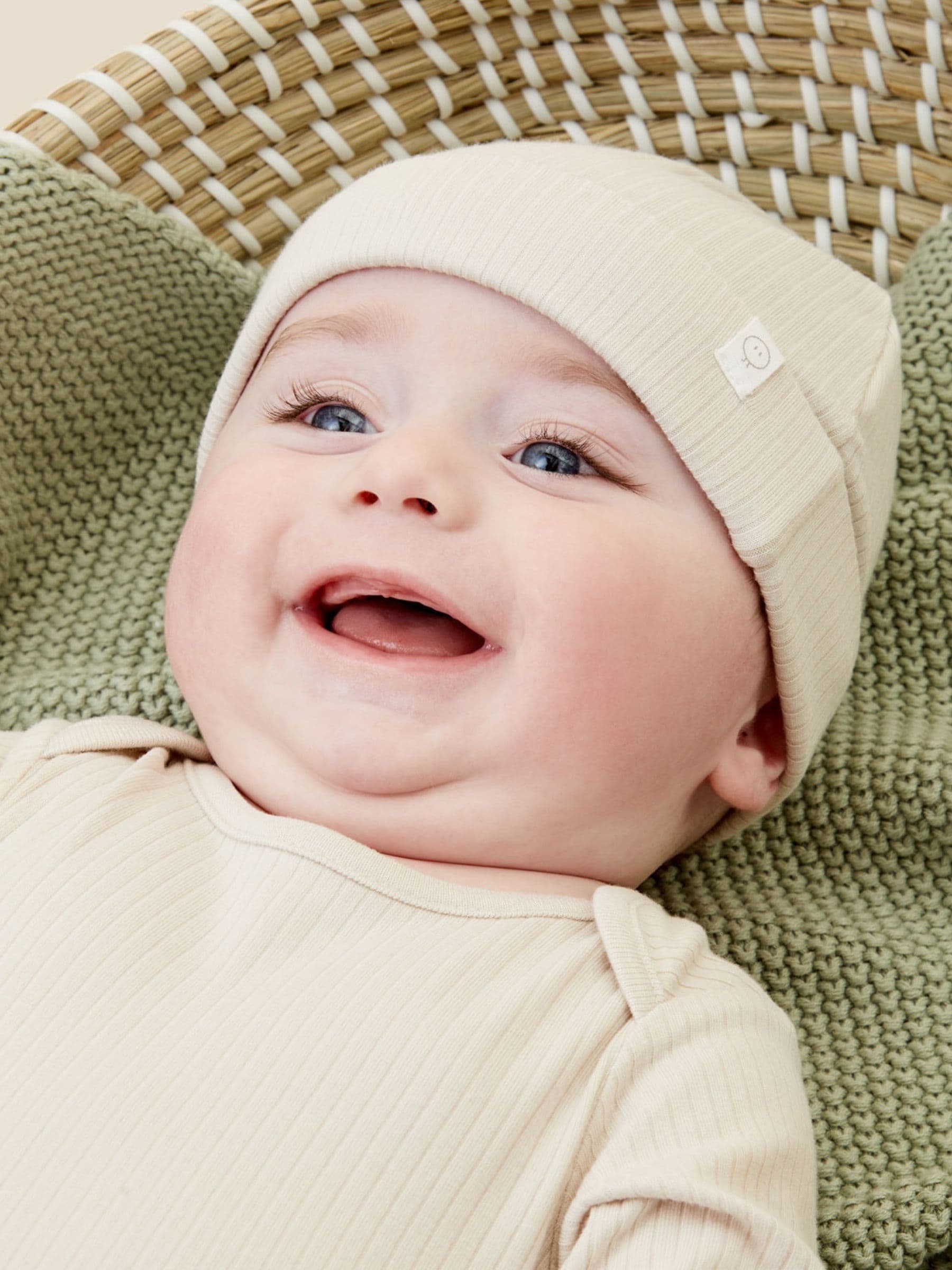 MORI baby hat ecru stretch, UK version