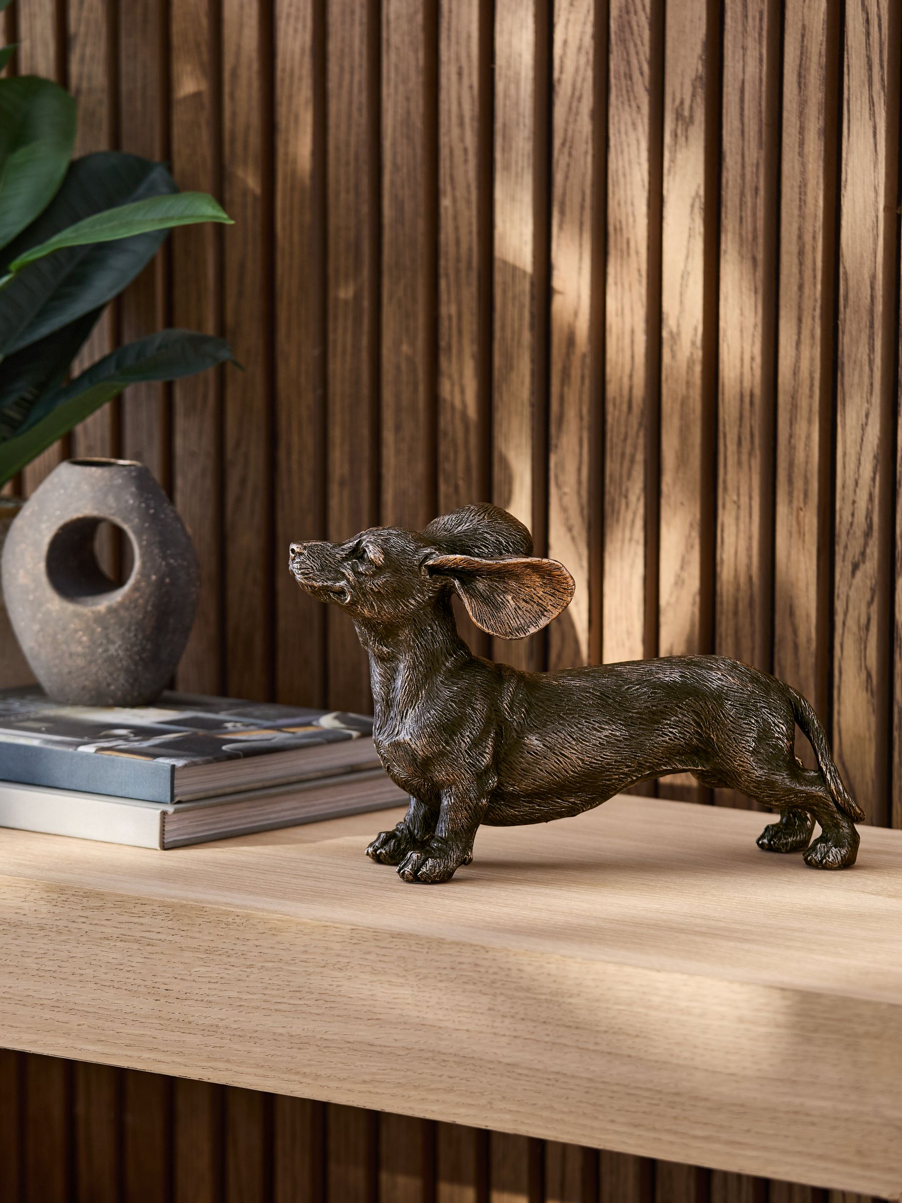Bronze Hoxley Dachshund ornament - British product