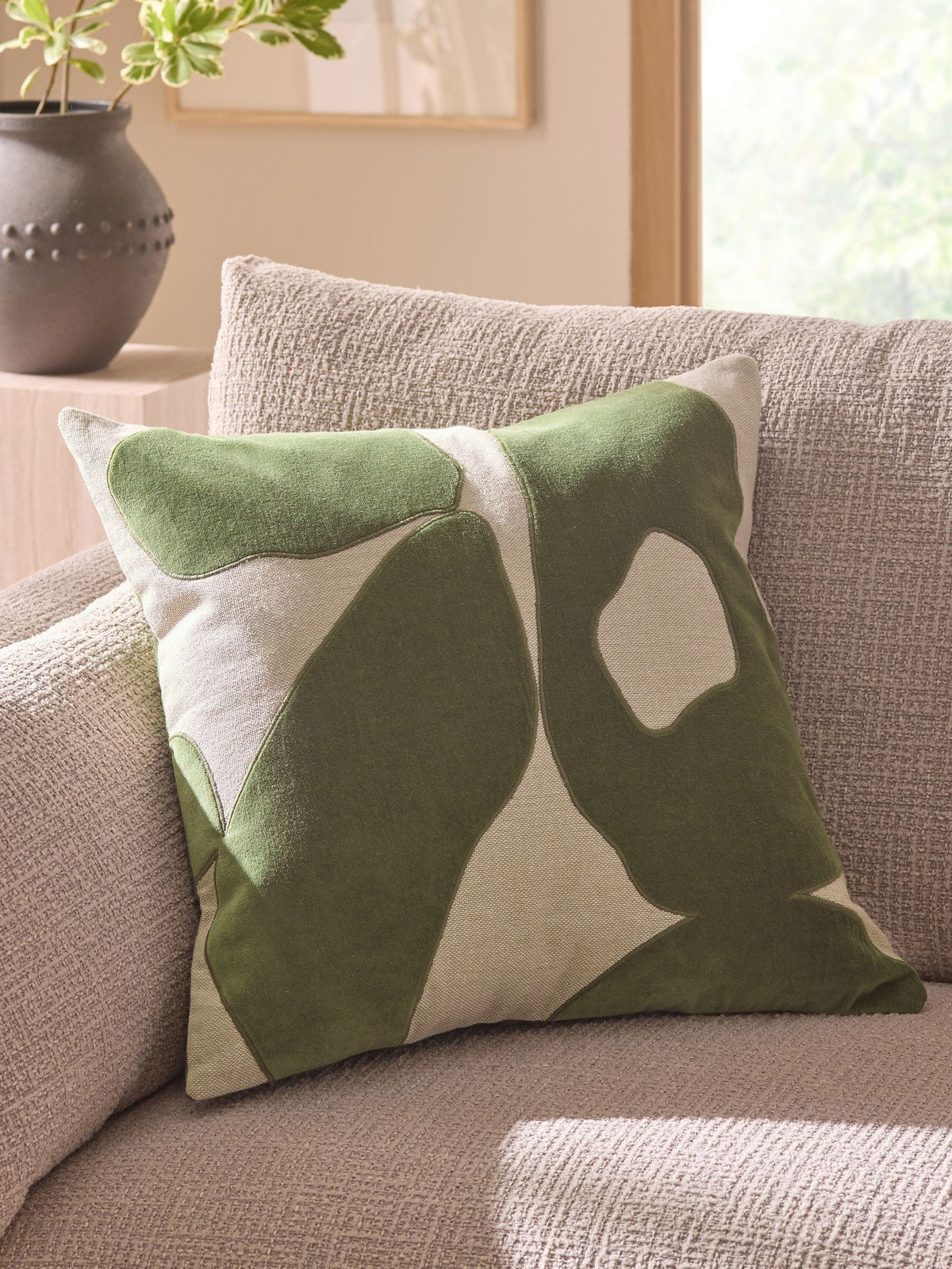 Green square cushion 50cm with black and white pattern, UK version