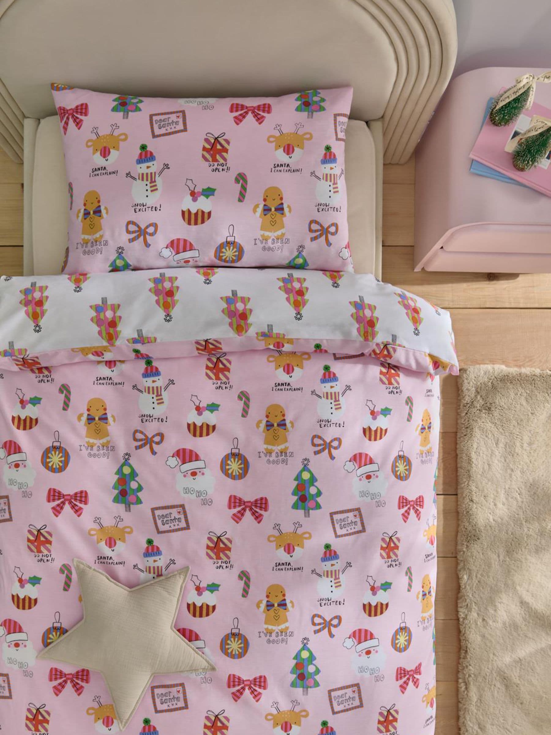 Pink Christmas Duvet Cover and Pillowcase Set (British brand)