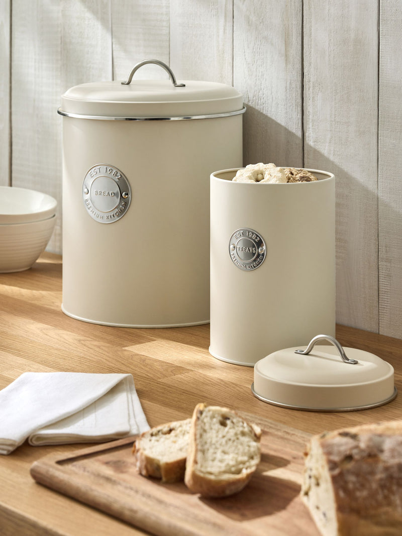 Cream Badge Set of 2 Metal Storage Jars for Tea, Coffee & Sugar - British product
