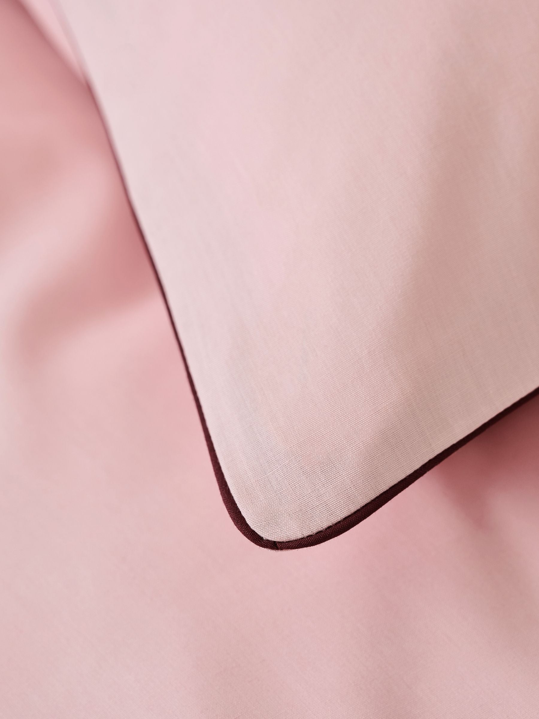 Blush pink duvet cover and pillowcase set - British product