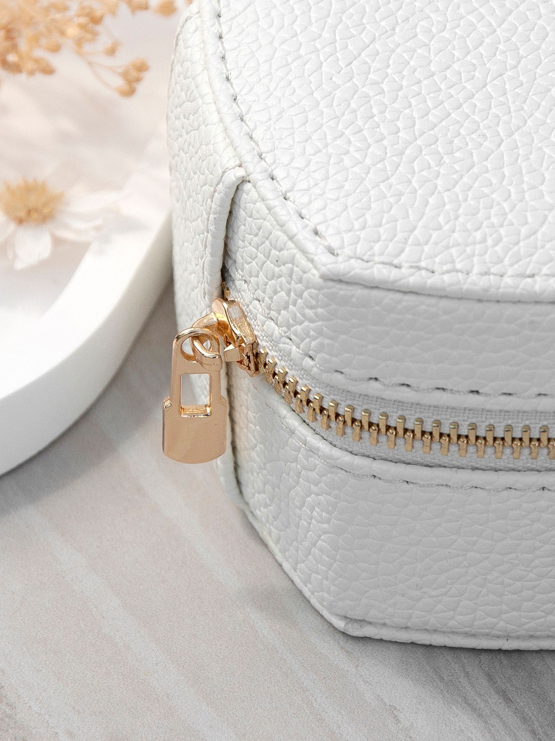 Treat Republic Personalised Heart Jewellery Case