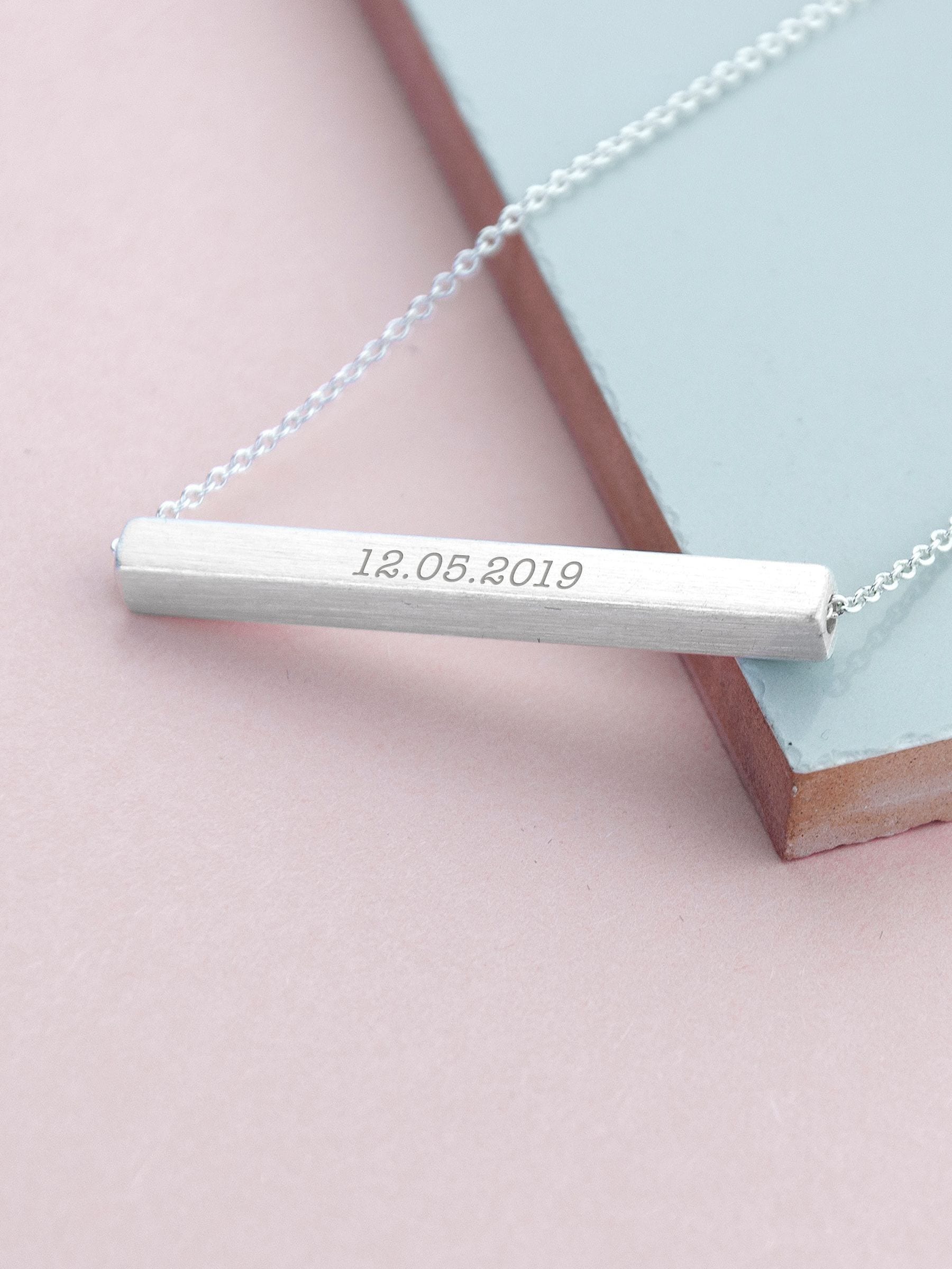 Treat Republic personalised horizontal bar necklace with 48cm chain (British brand)