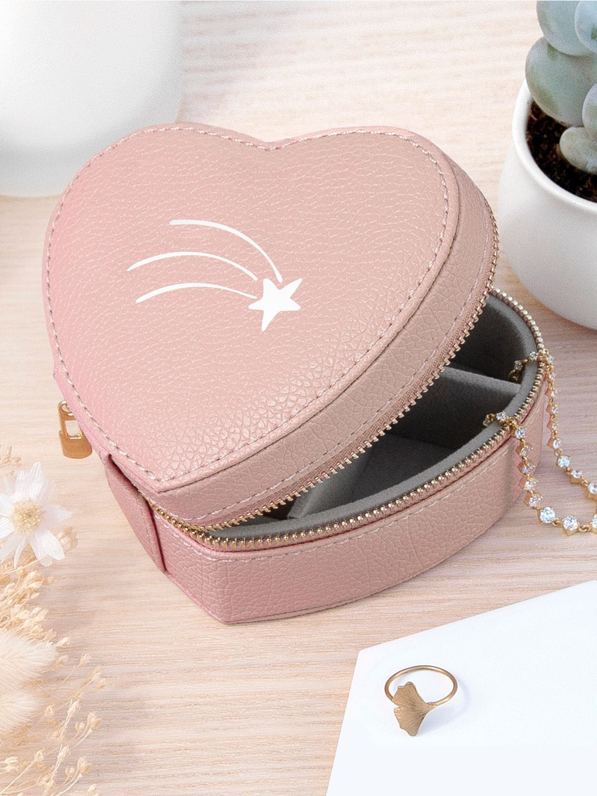 Treat Republic pink heart jewellery case shooting star, UK version