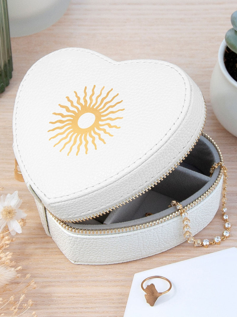 Treat Republic heart jewellery case with customisable icon, imported from the UK