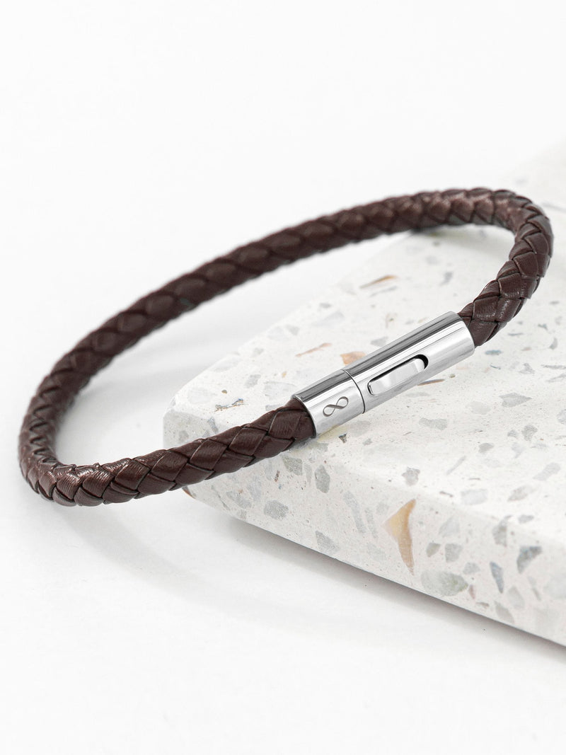 Treat Republic Mens Personalised Infinity Capsule Leather Bracelet 21.5cm