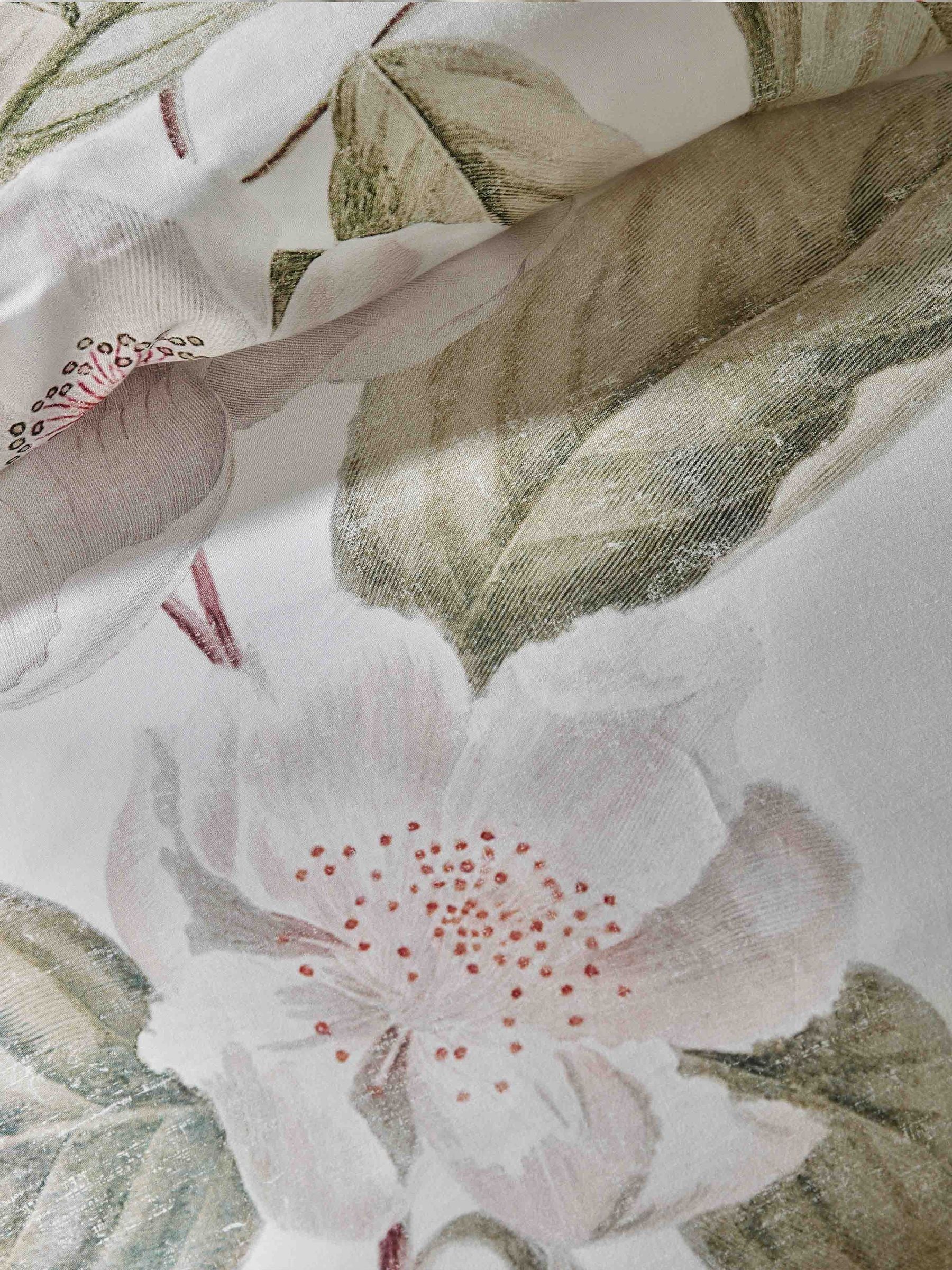 Vantona Multi Floral Clara quilt cover set (British brand)